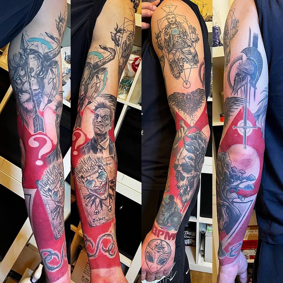 Joker Collage Red-Wash Sleeve