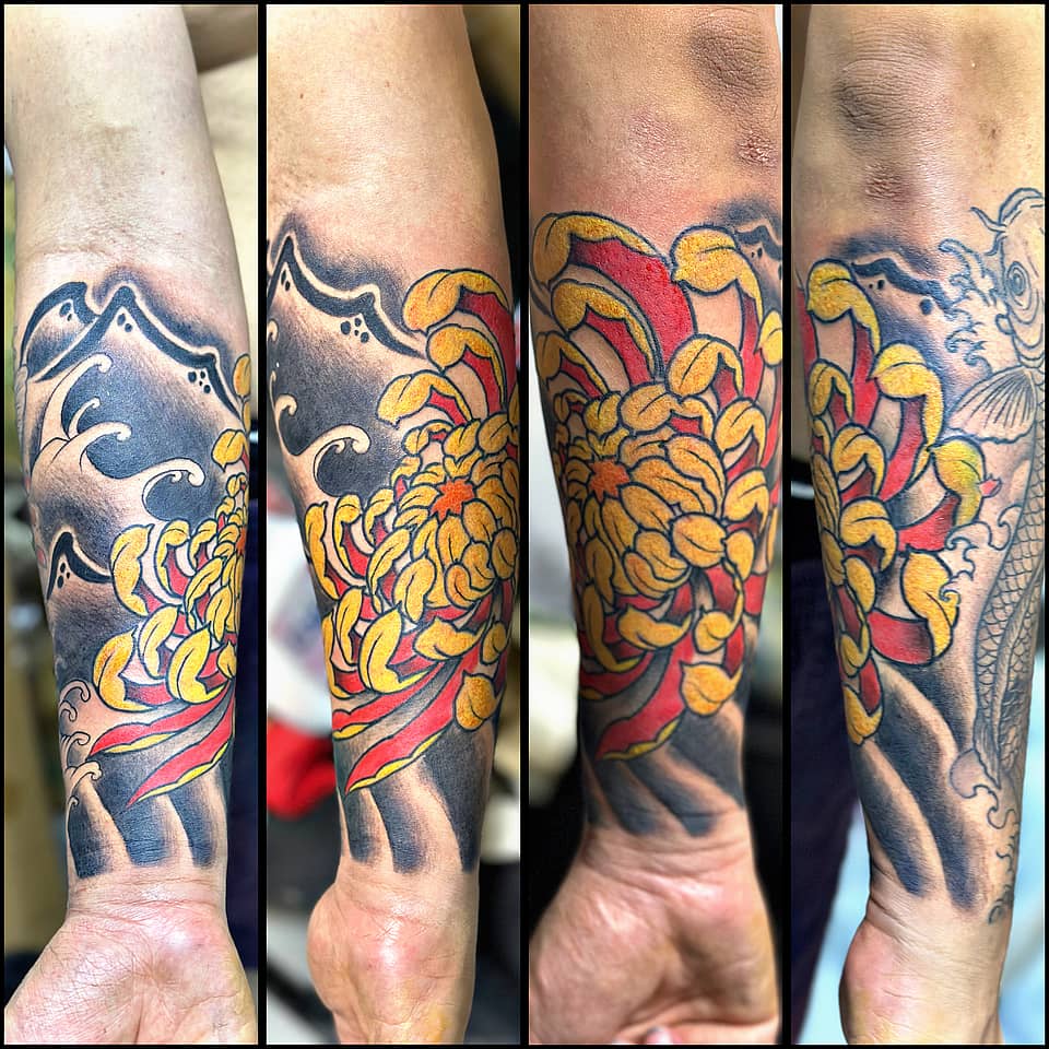 Kiku Chrysanthemum with Waves and Koi