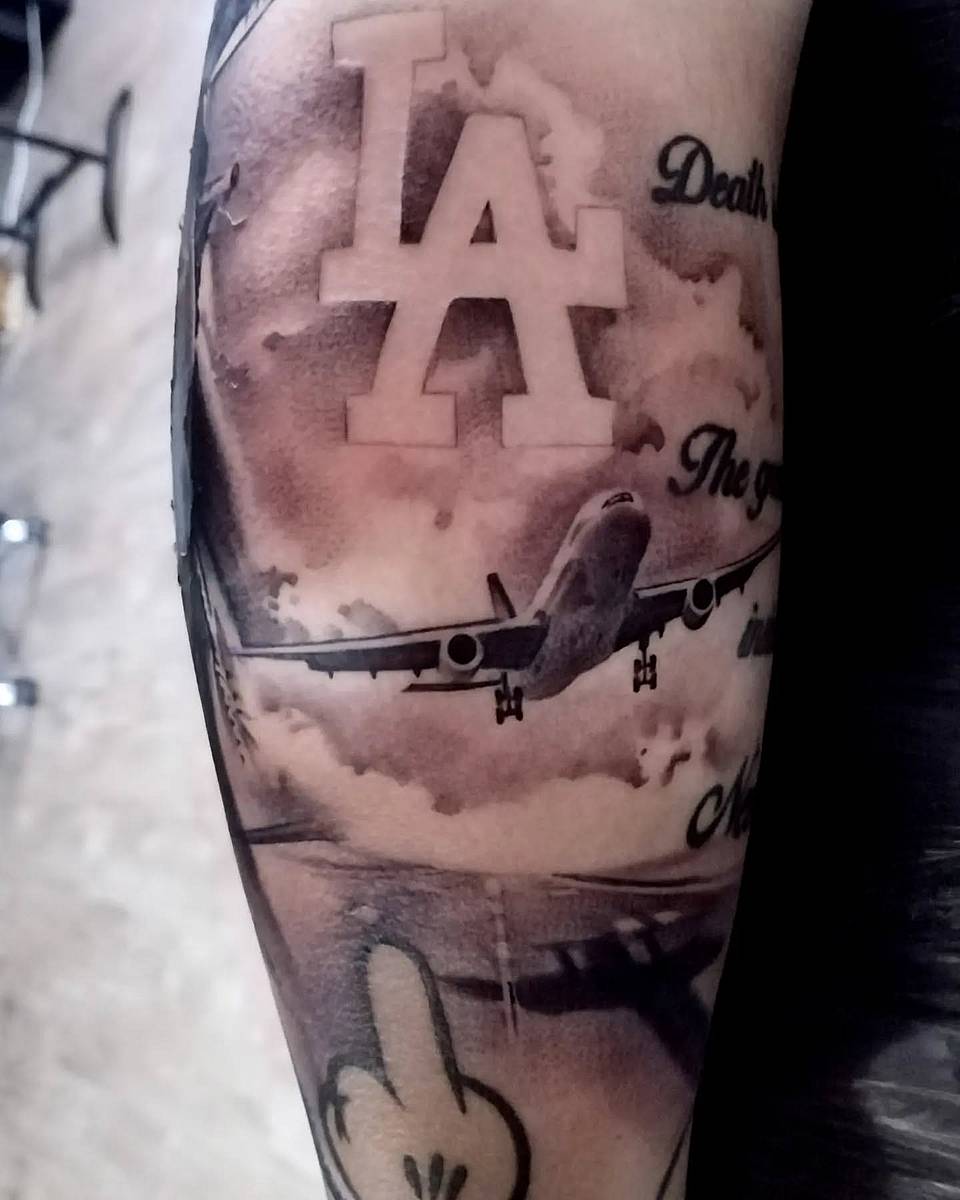 LA Flight: Hometown & Defiance