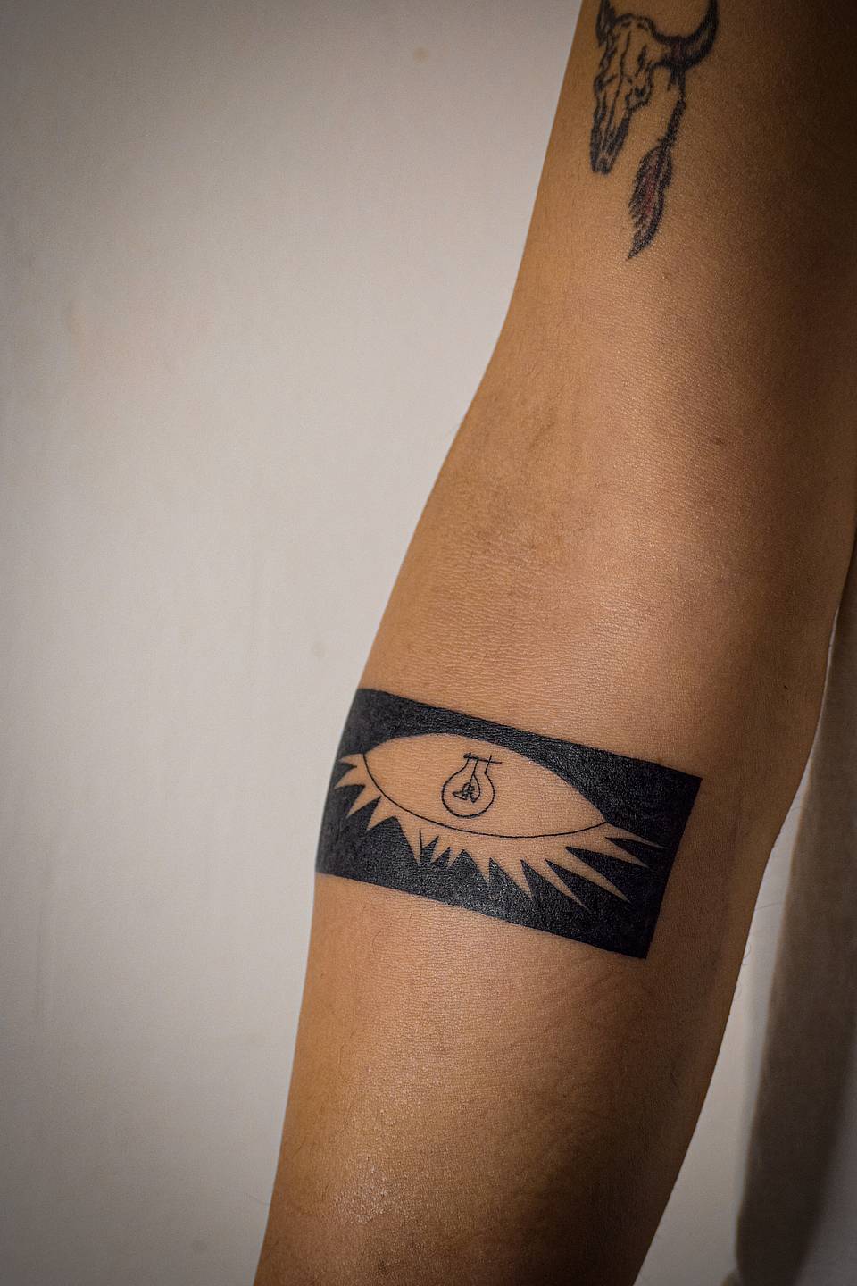 Lightbulb Eye Armband