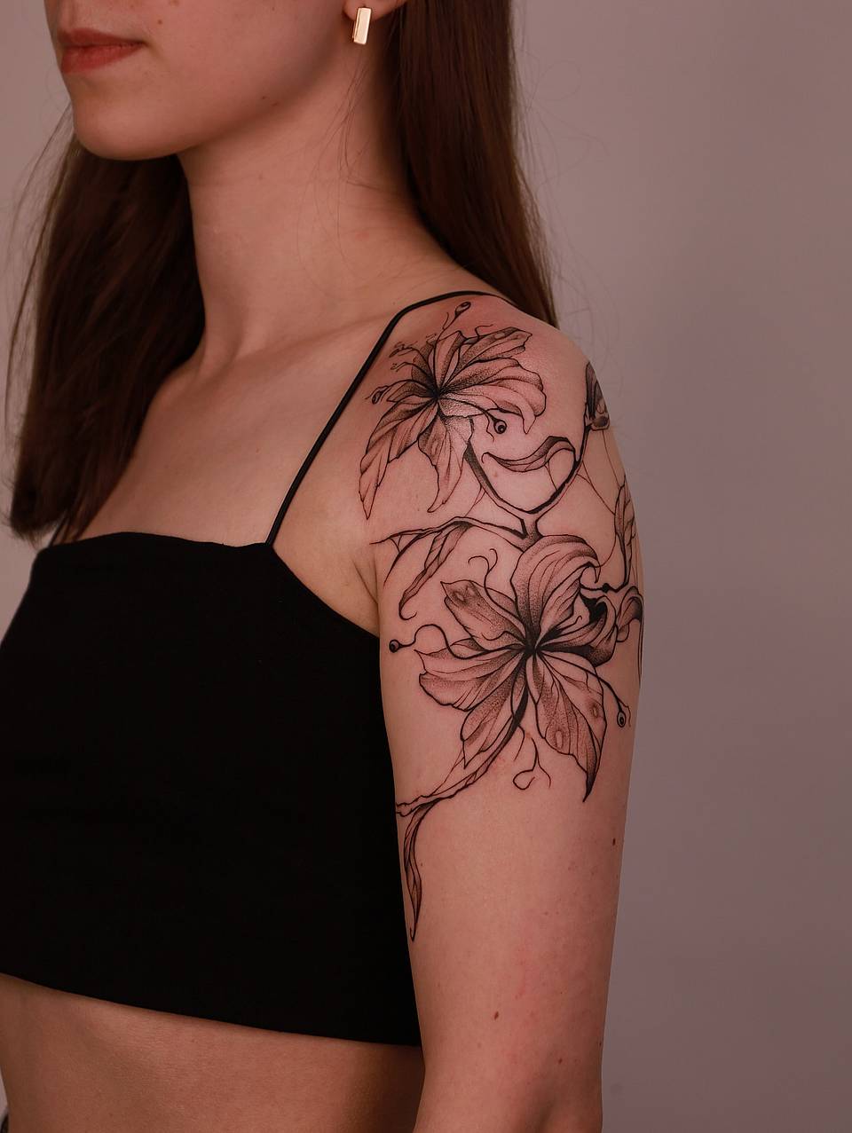 Lily Vine Shoulder Piece
