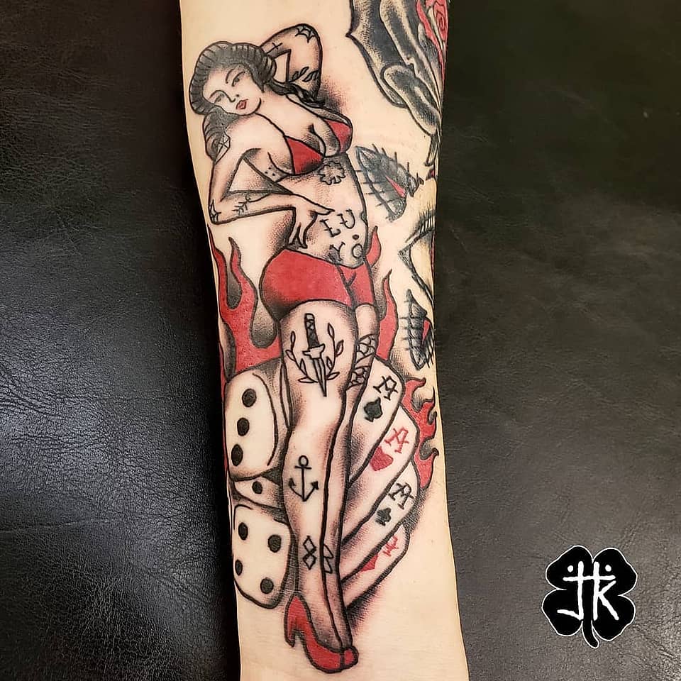 Lucky Lady Pin-Up