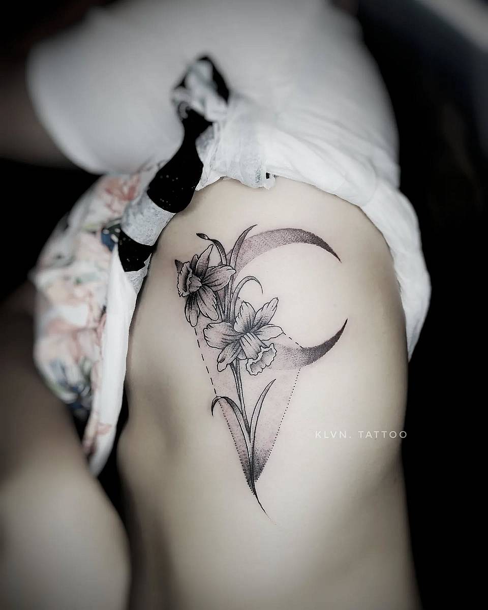 Lunar Daffodils