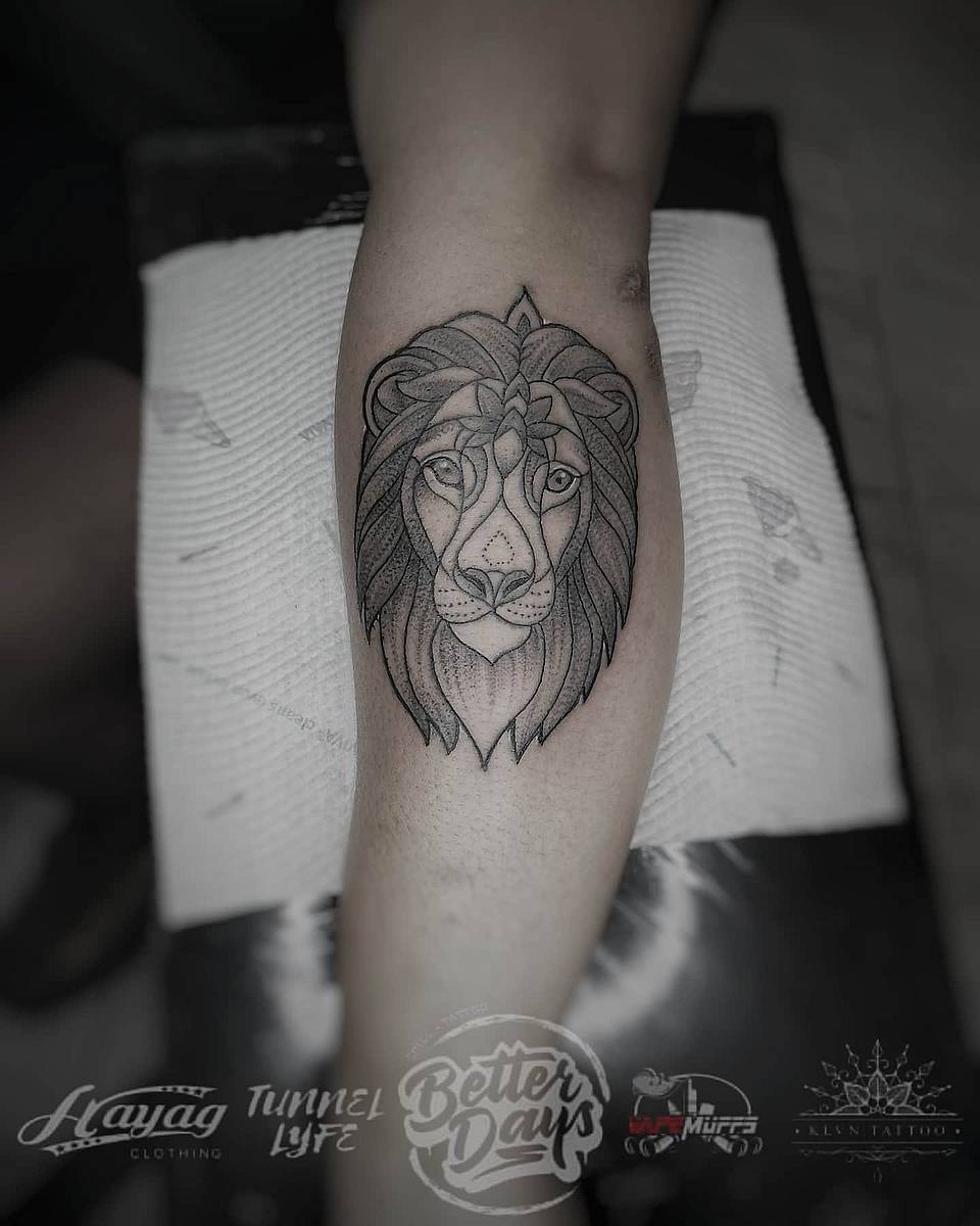 Mandala Geometric Lion