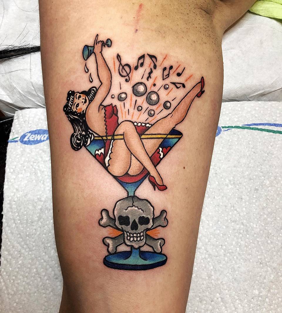 Martini Pin-Up & Skull