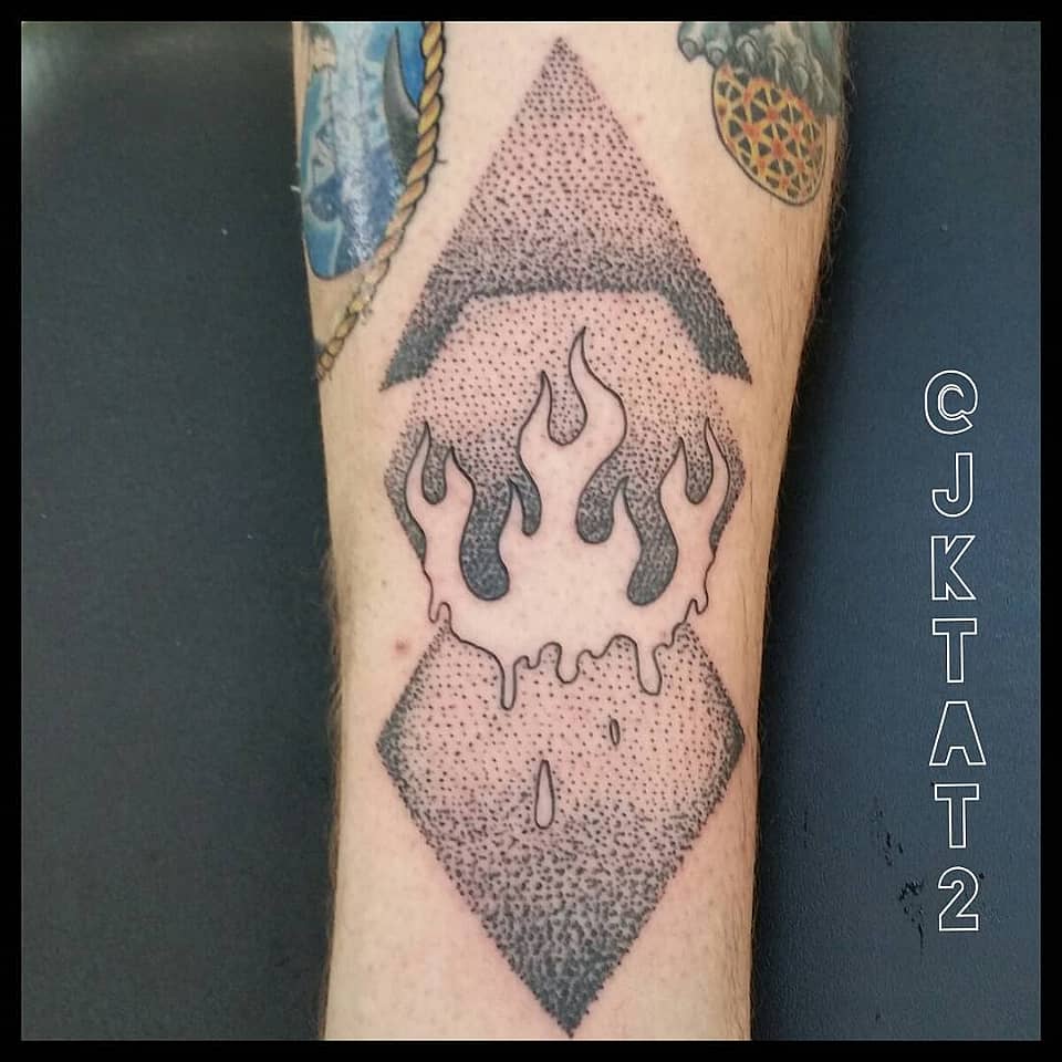 Melting Flame Geometry