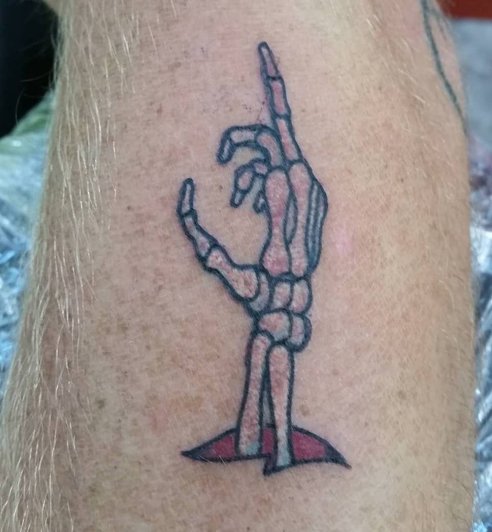 Memento Mori Gesture