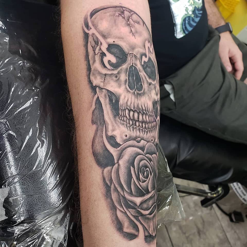 Memento Mori Rose Skull