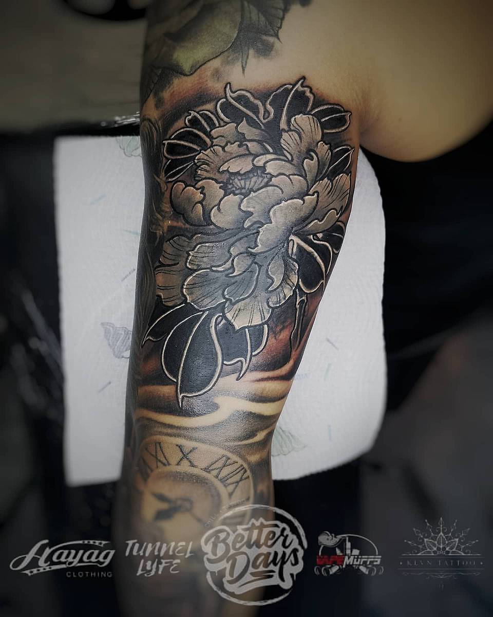 Midnight Peony & Clock