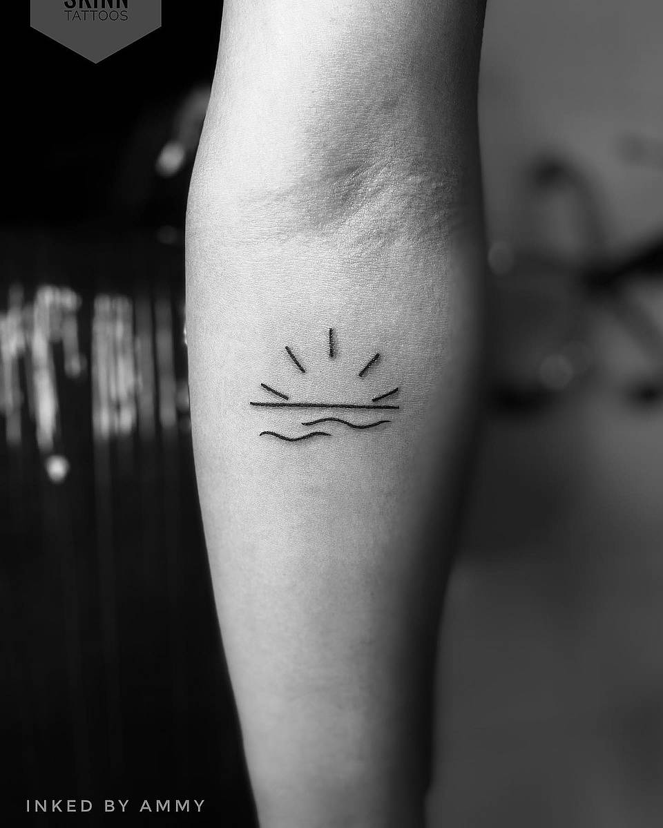 Minimal Sunrise Over Waves