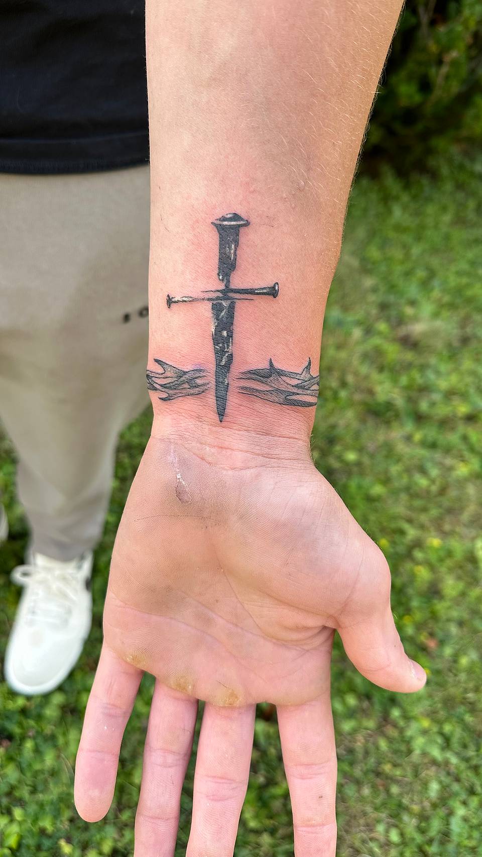 Nail Cross with Waves
