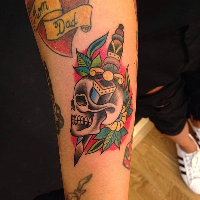 Neo-Traditional Dagger & Skull