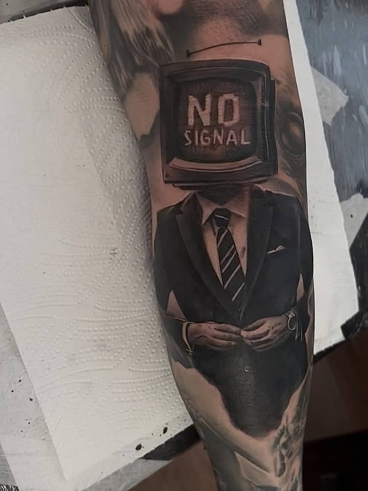 No Signal Man