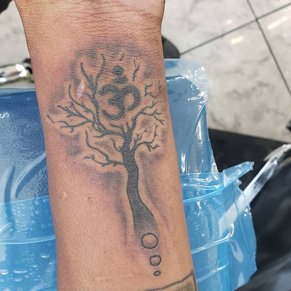 Om Tree of Life