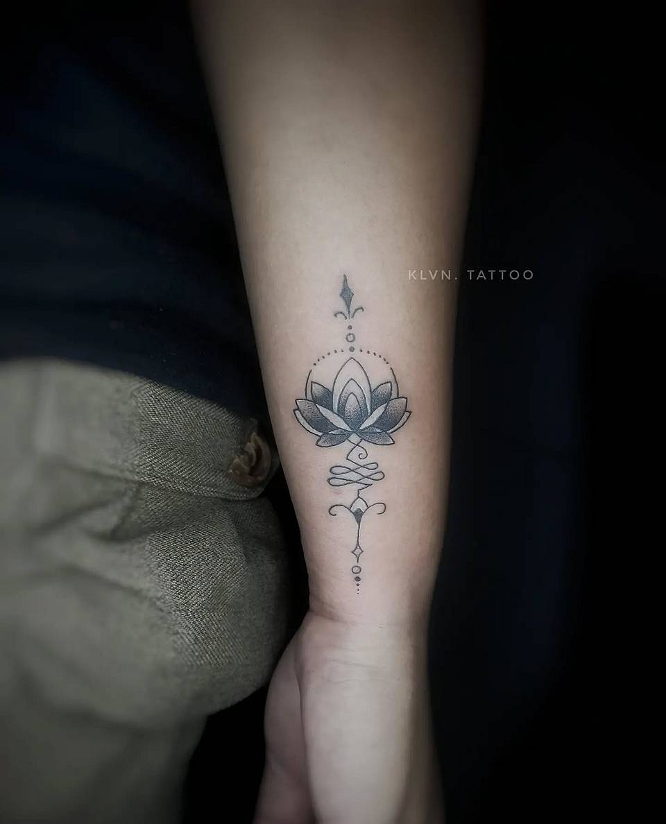 Ornamental Lotus Linework