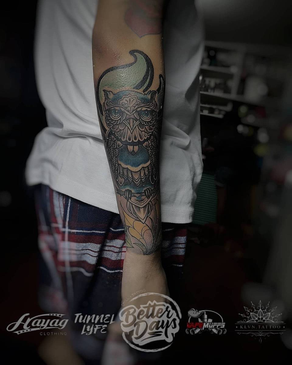 Ornate Blue Owl Totem