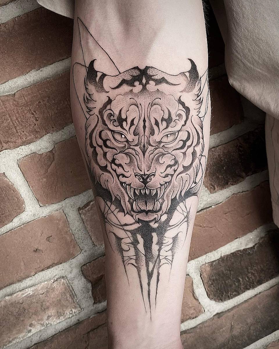 Ornate Fierce Tiger Head