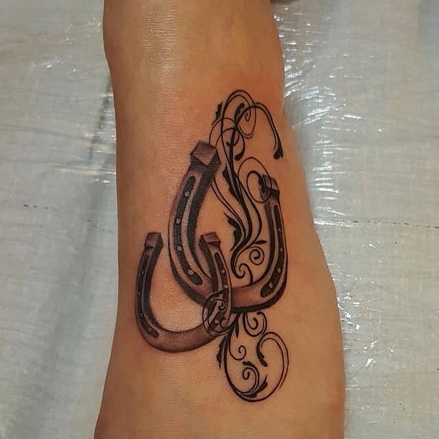 Ornate Lucky Horseshoes