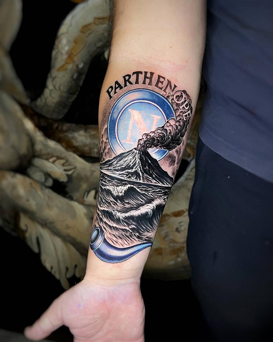 Parthenope and Vesuvius with Napoli Crest