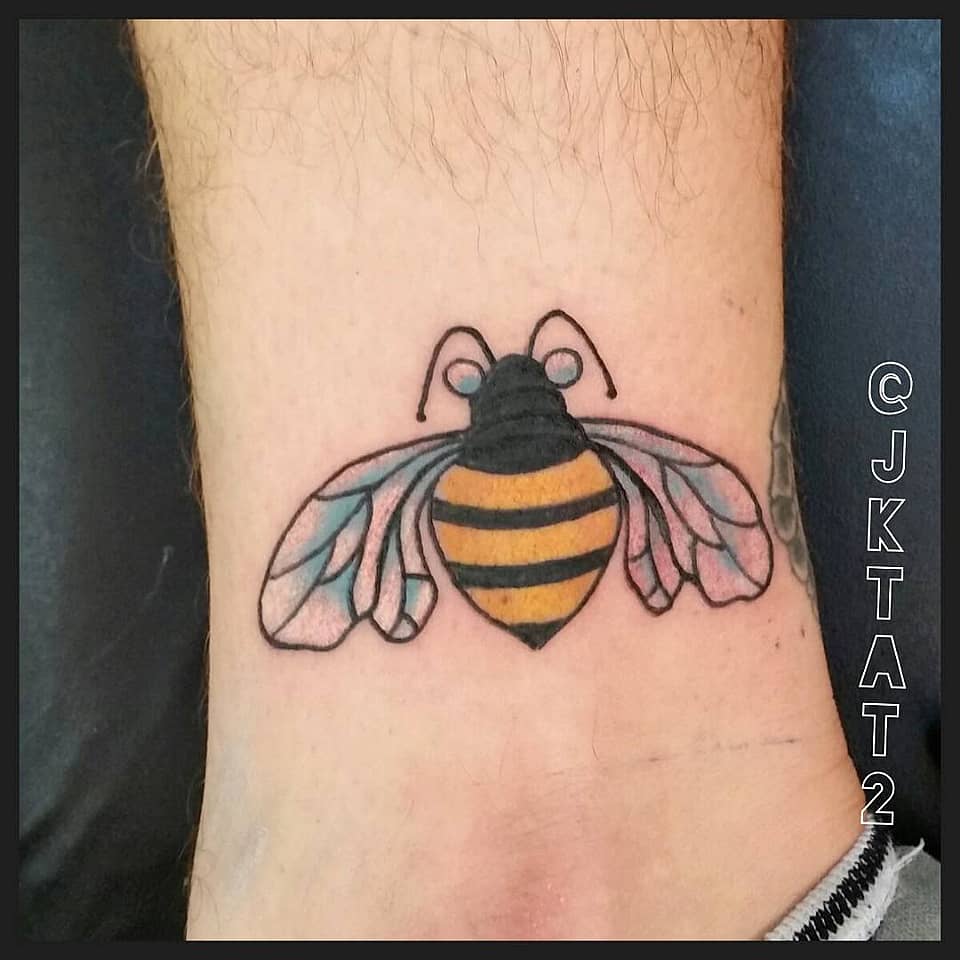 Pastel-Winged Honeybee