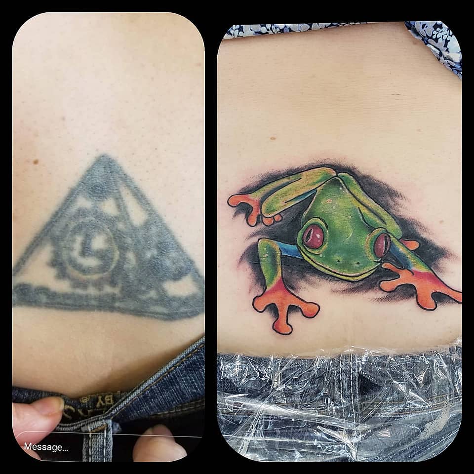 Peekaboo Red-Eyed Tree Frog Cover-Up