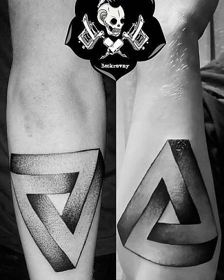 Penrose (Impossible) Triangle