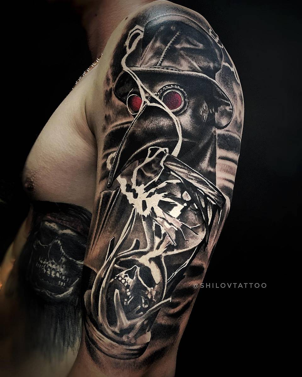 Plague Doctor with Shattered Hourglass