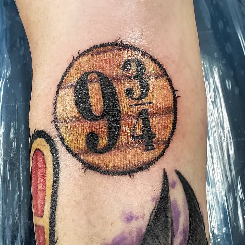 Platform 9¾ Roundel