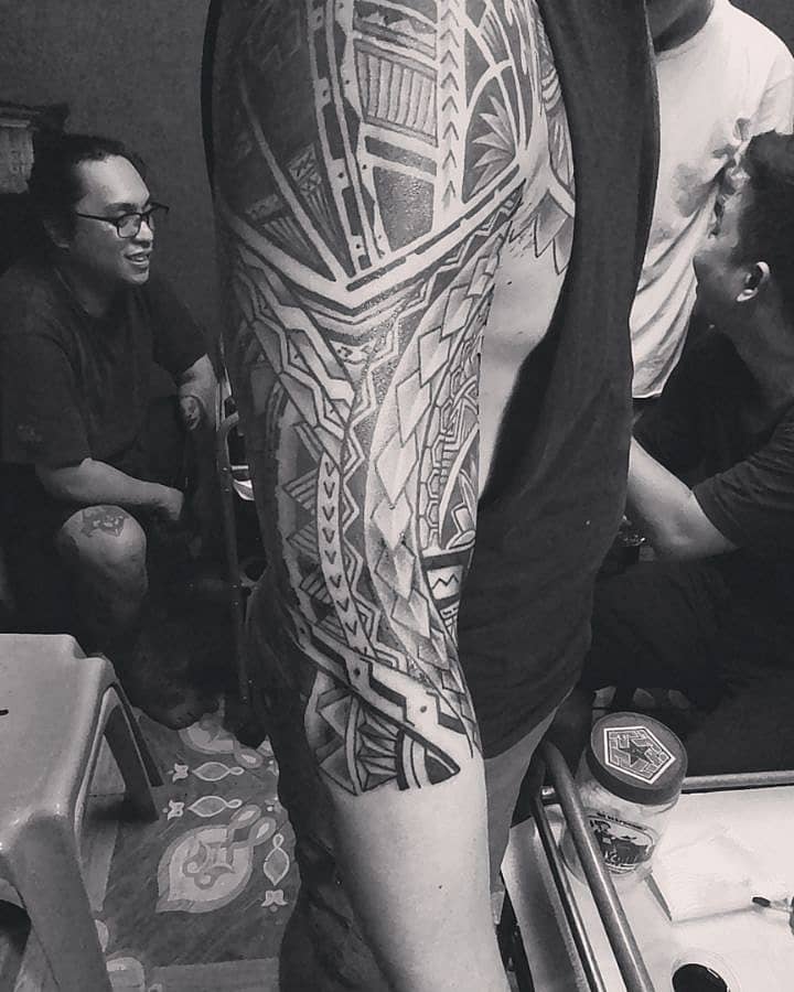 Polynesian Geometric Half-Sleeve