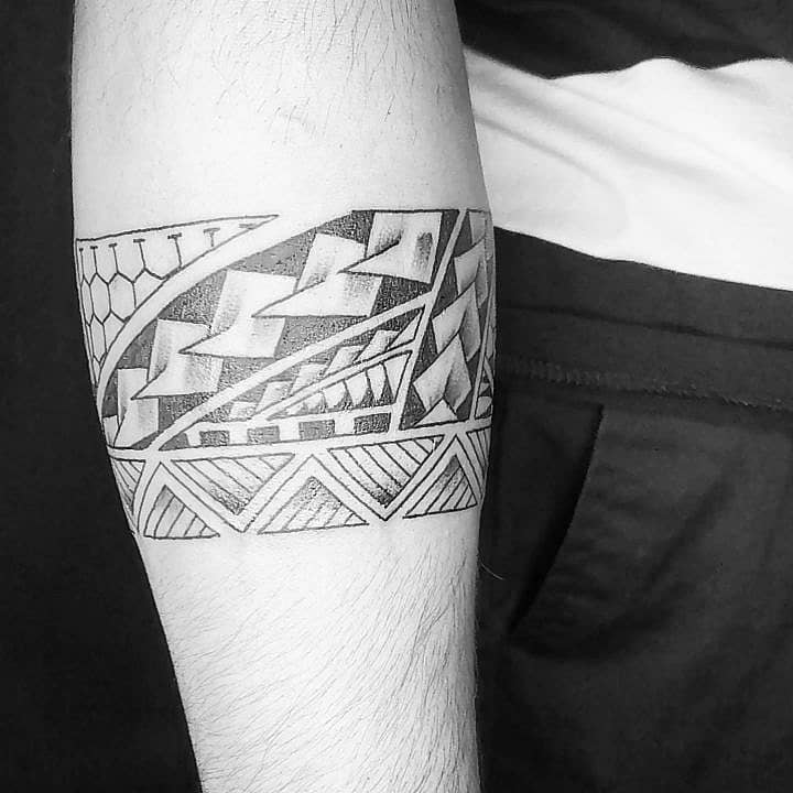 Polynesian-Inspired Geometric Band
