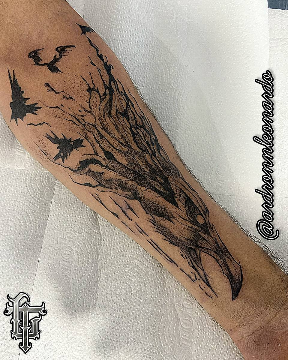 Raven Skull and Flight
