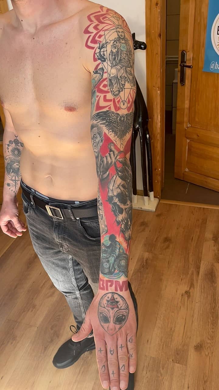 Red Stripe Sleeve — Deity, Raven & Alien