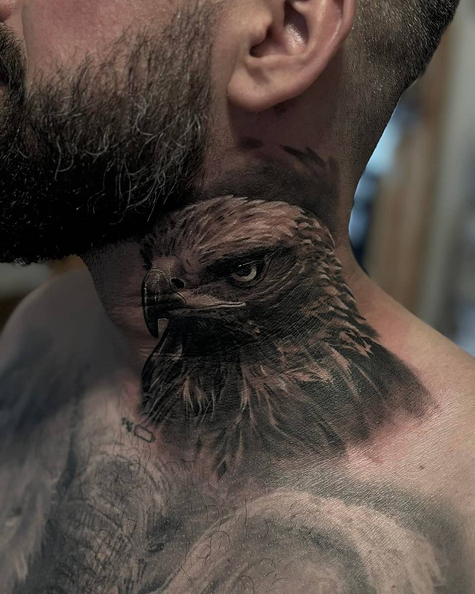 Regal Eagle Neck Portrait