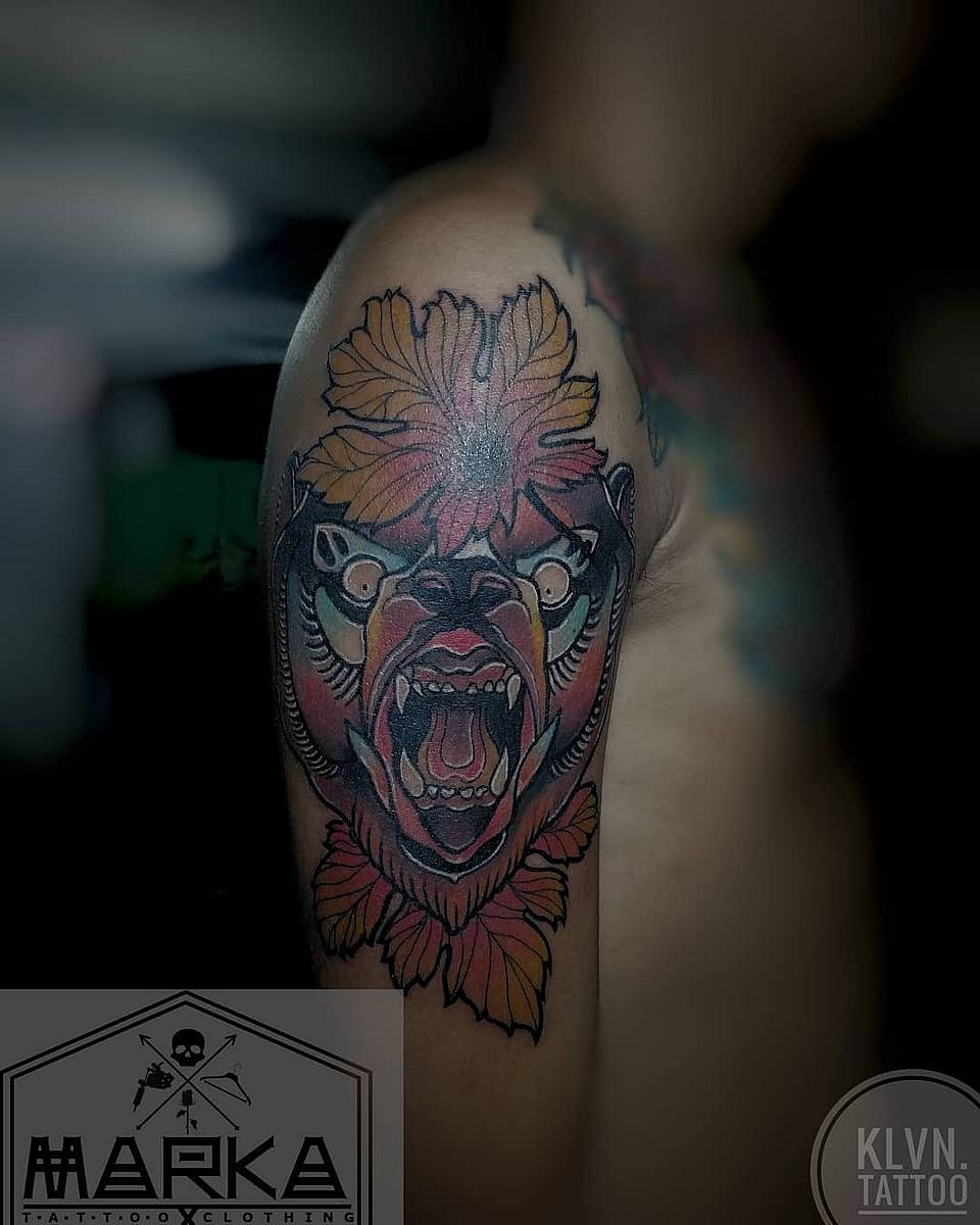 Roaring Bear with Autumn Leaves