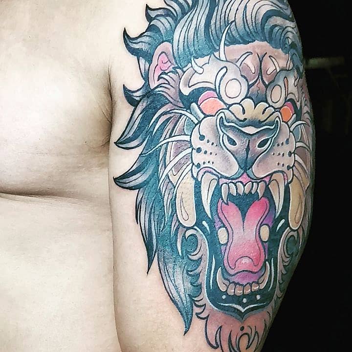 Roaring Guardian Lion