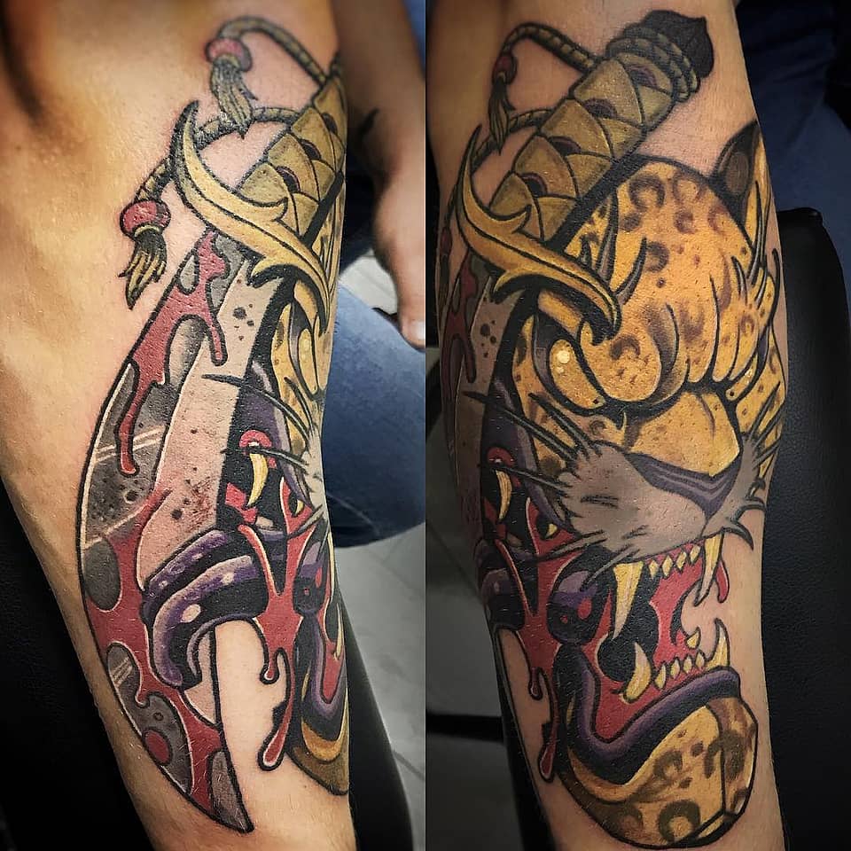 Roaring Leopard and Dagger