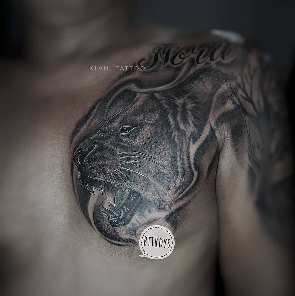 Roaring Lion Chest Piece