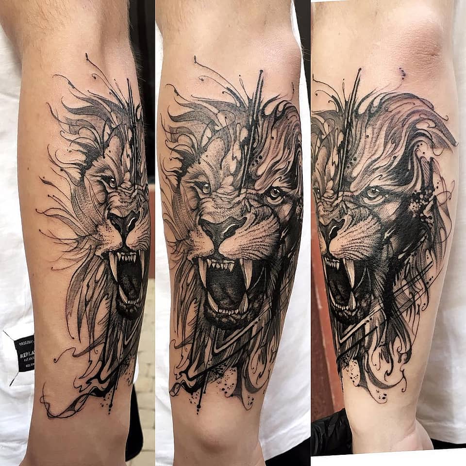 Roaring Lion Portrait