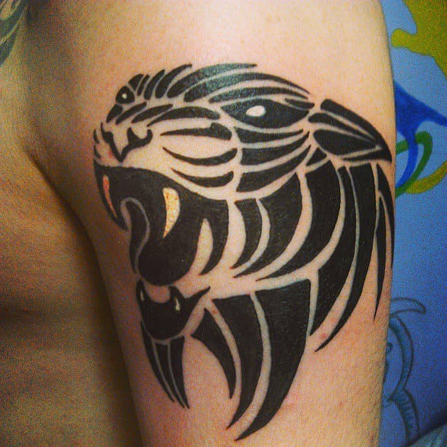 Roaring Tribal Lion Head