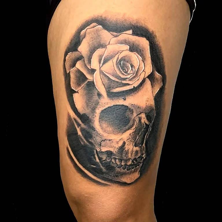 Rose-Crowned Skull