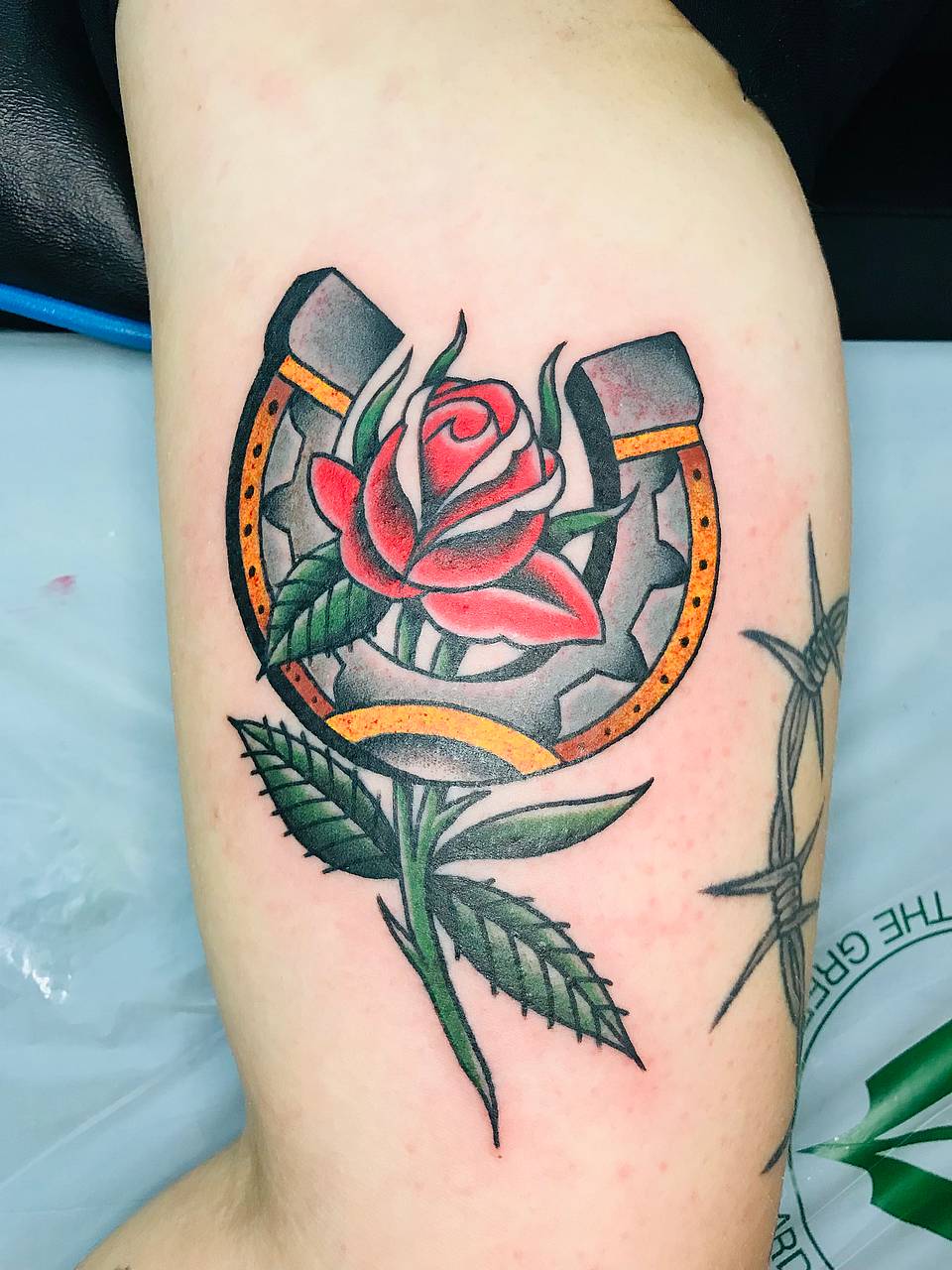 Rose & Horseshoe