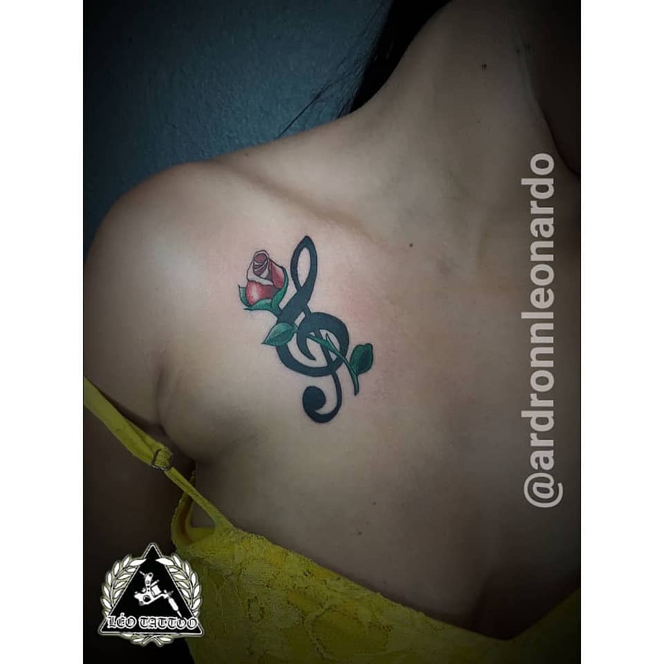 Rose Treble Clef