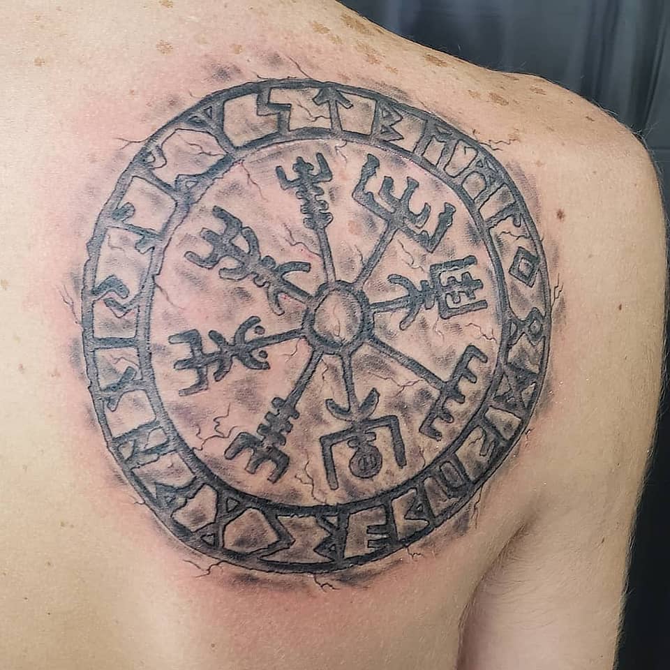 Runic Vegvisir Compass Seal