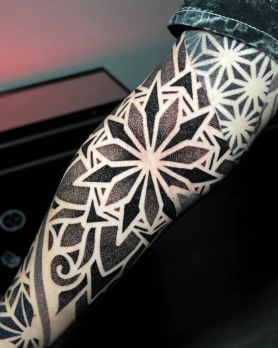 Sacred Geometry Mandala Sleeve