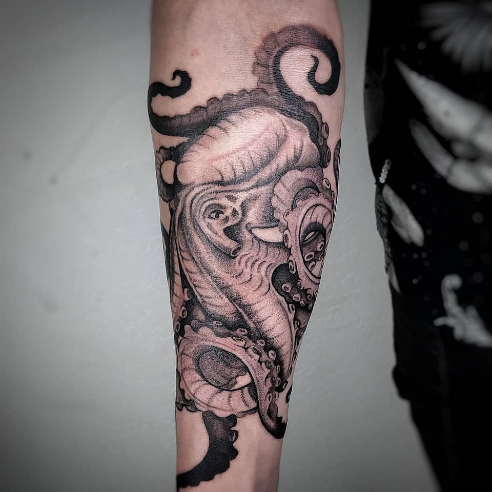 Seahorse and Kraken Embrace