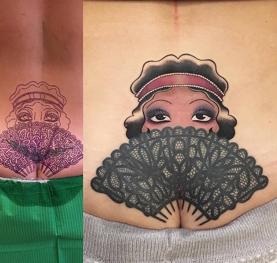 Secret Gaze with Lace Fan
