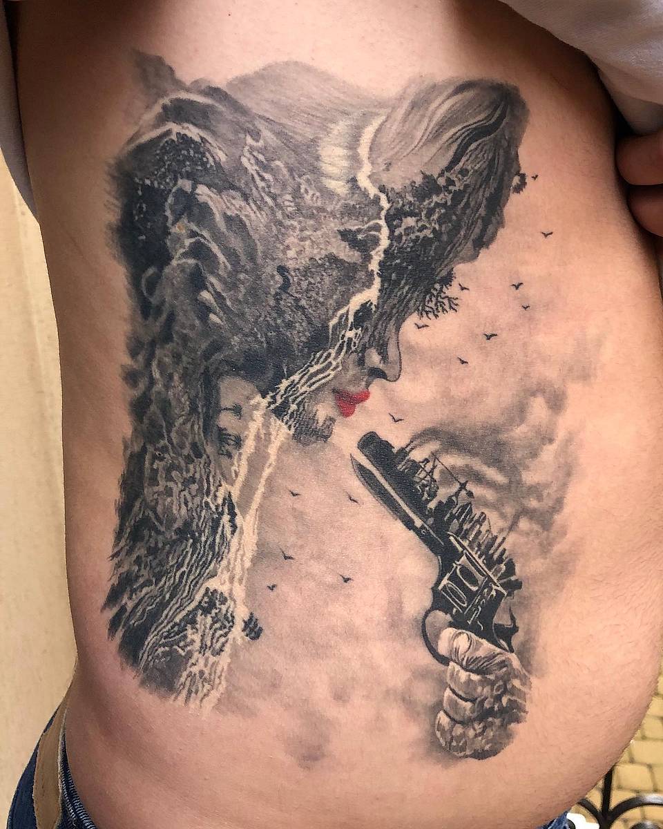 Siren and Revolver