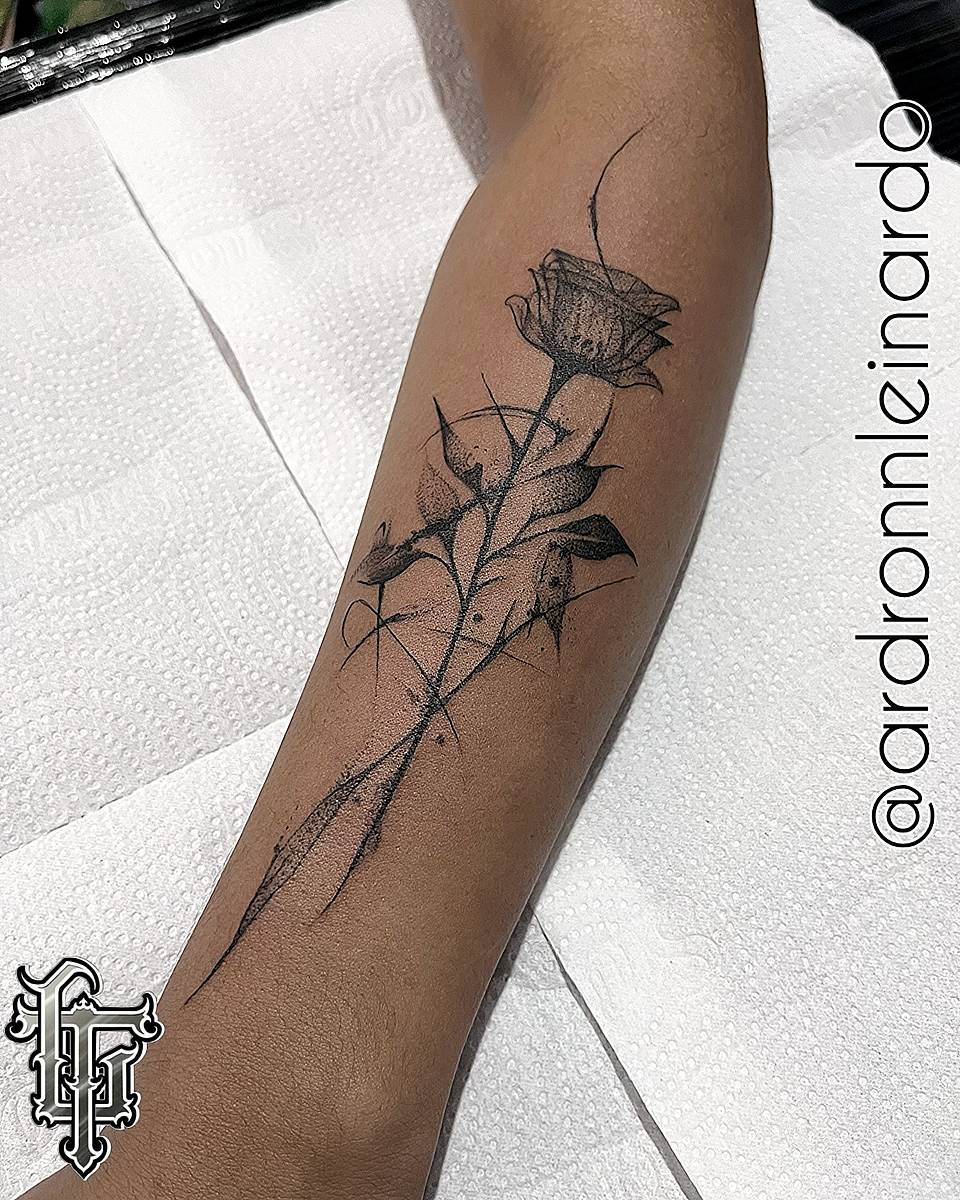 Sketch Dotwork Rose