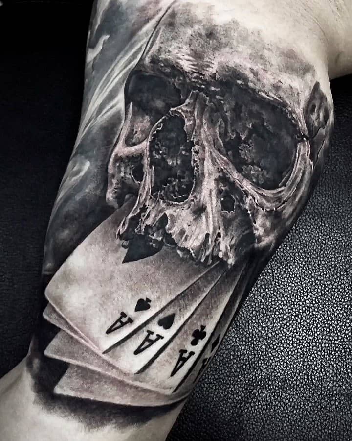 Skull and Aces Gambler's Fate