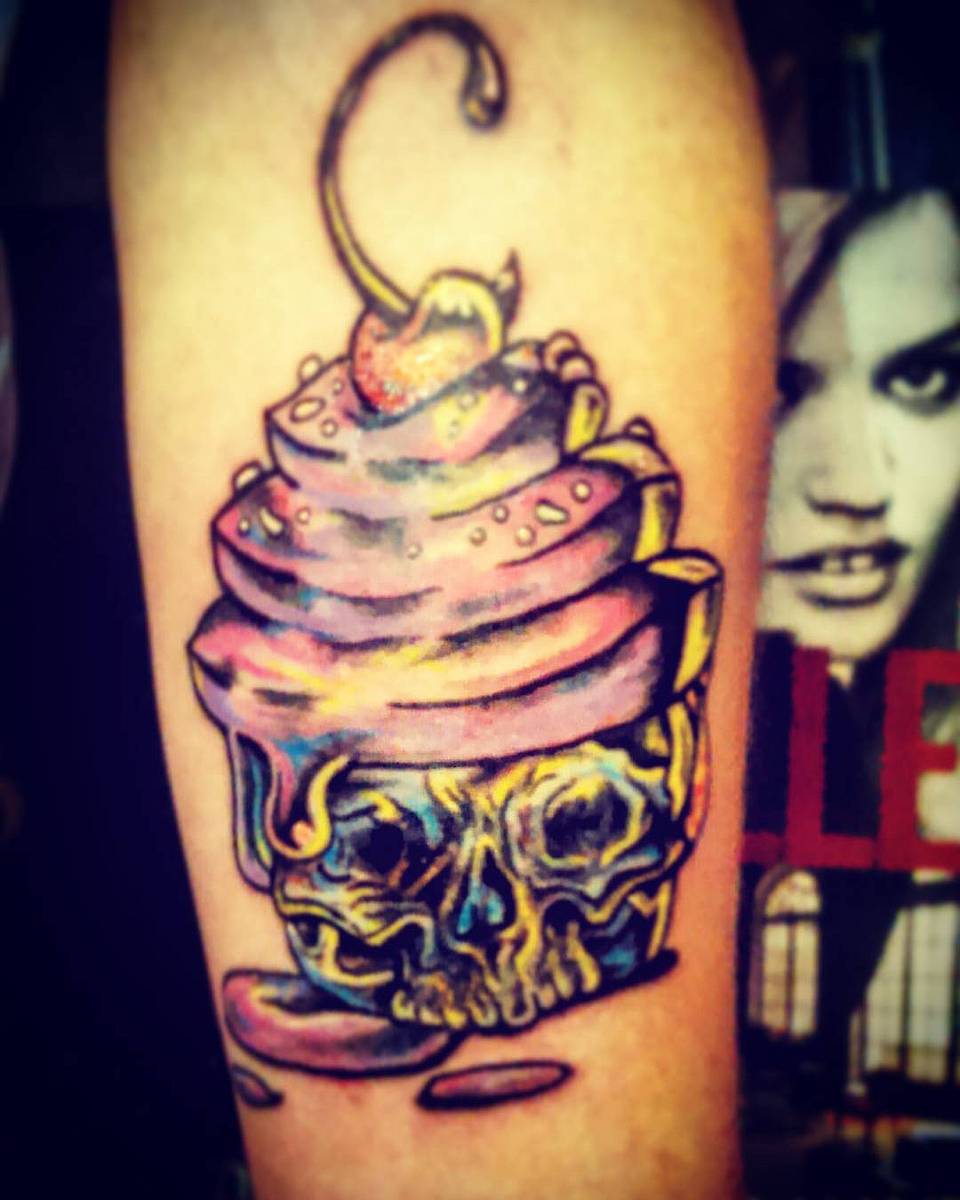 Skull Cupcake